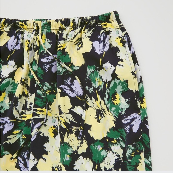 Uniqlo Satin Drape Jogger Trouser Floral Print Women's Pants Size XL - Picture 2 of 8